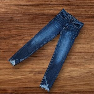 American Eagle High Rise V Crop Blue Denim Jeans